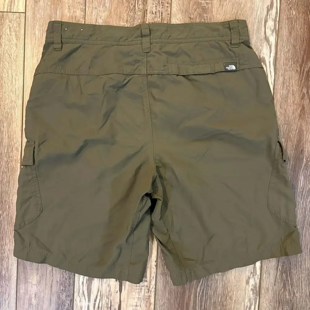 The North Face Cargo Shorts Mens 32 Green Nylon Hiking Outdoor